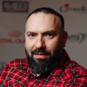 Сергей Жданов