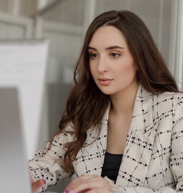 Абаканның жалаңаш әйелдері Үйде жалғыз xxx