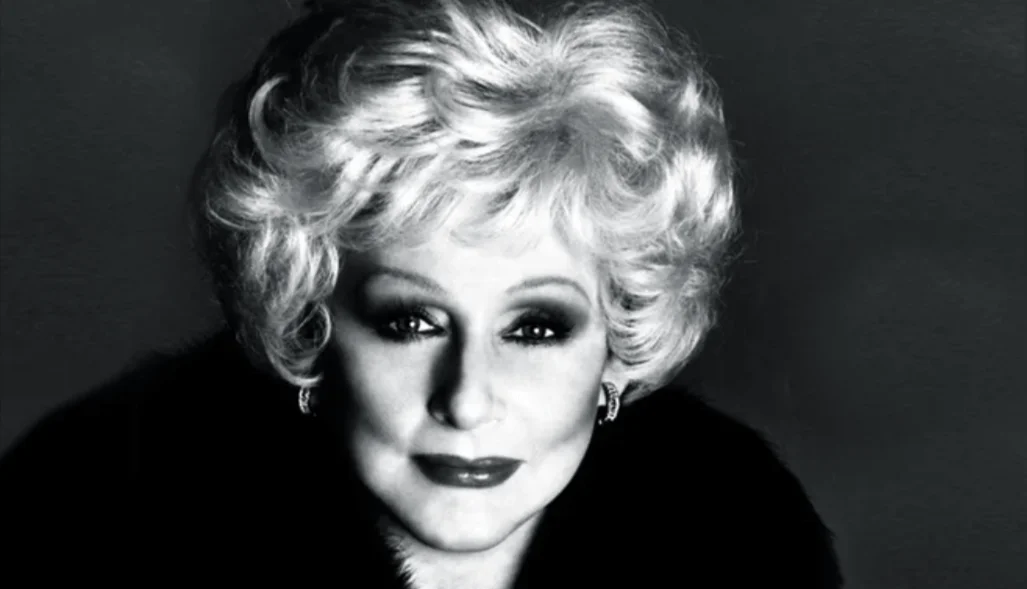 Мэри Кей Эш