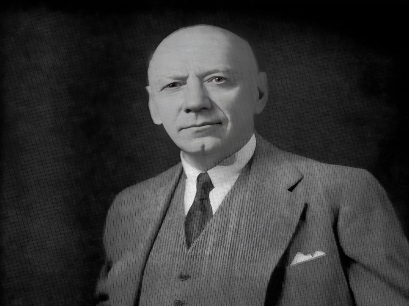 Даниэль Старч