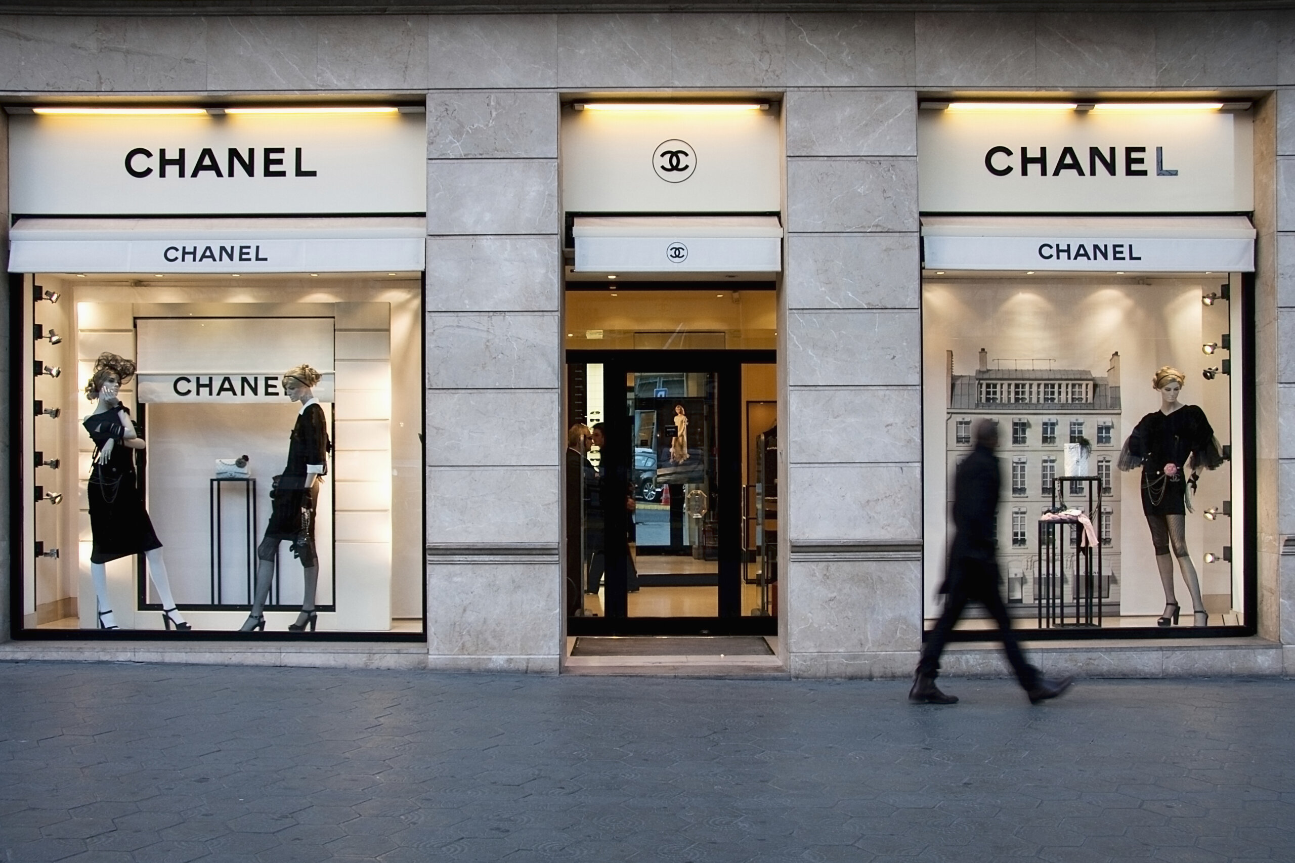 магазин Chanel